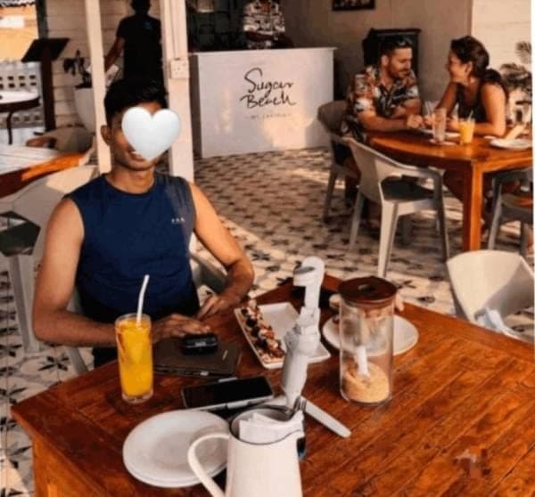 Party යන්න , Beach cafes වල chill වෙන්න, Shopping කරන්න, සහ බියර් එකක් බීල Relax වෙන්න Fun එකක් ගන්න Safty තියගෙන Sexual — photo 1