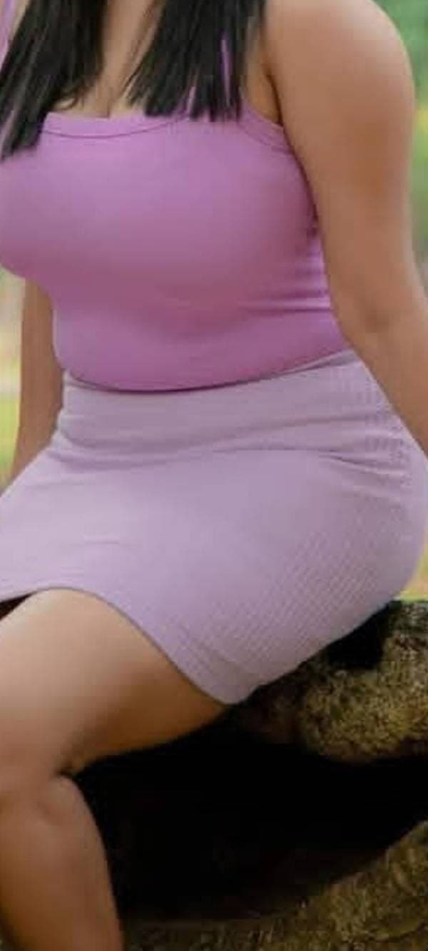 Rs.300/= Beautiful Young Girl VVIP Cam Show Available 💦❤️👑 — photo 1